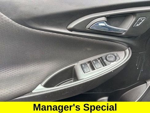 Used 2023 Chevrolet Malibu LT FWD image 13