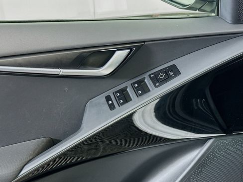 Used 2024 Kia Niro Wind w/ Wind Preserve Package image 15