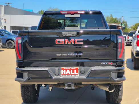 New 2026 GMC Sierra 2500 AT4 w/ AT4 Premium Plus Package AWD/4WD image 5
