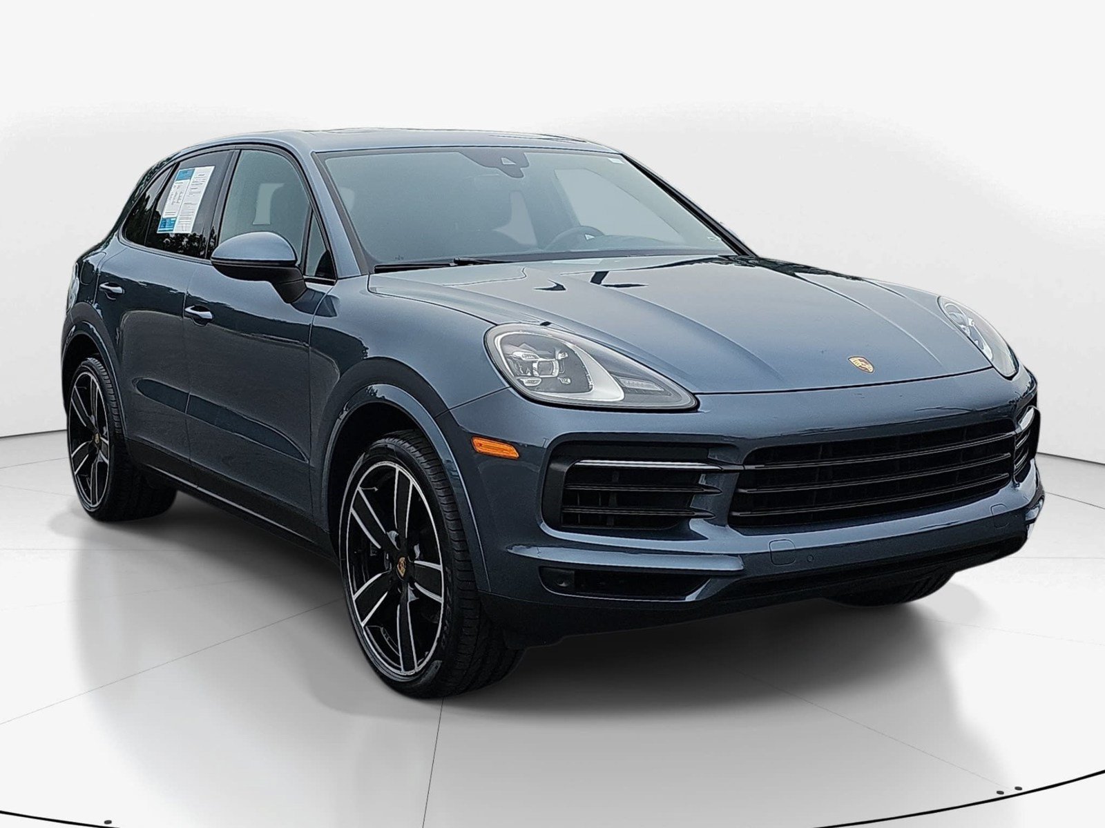 Used 2019 Porsche Cayenne AWD/4WD image 2