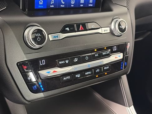 Certified 2020 Ford Explorer ST w/ Premium Technology Package AWD/4WD image 21