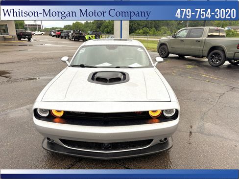Used 2019 Dodge Challenger R/T Scat Pack w/ Shaker Package RWD image 3