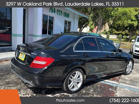Used 2012 Mercedes-Benz C 300 4MATIC Sedan image 9