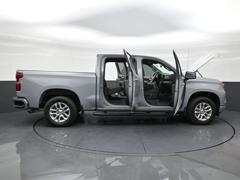 Used 2024 Chevrolet Silverado 1500 RST image 29