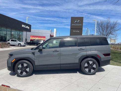 New 2026 Hyundai Santa Fe SE FWD image 2