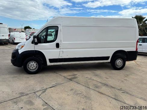Used 2023 RAM ProMaster 2500 image 4