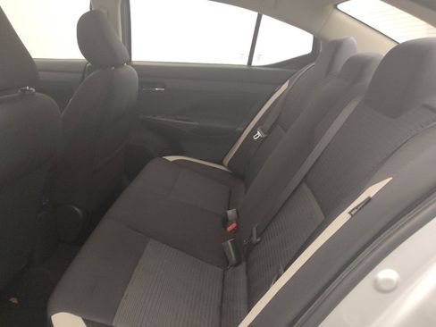 Used 2021 Nissan Versa SV image 18