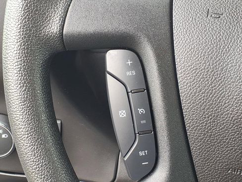 Used 2024 Chevrolet Express 2500 w/ Driver Convenience Package image 9