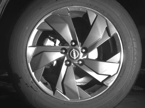 Used 2025 Nissan Rogue SV image 12