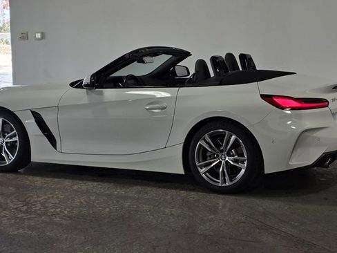 Used 2025 BMW Z4 sDrive30i image 26