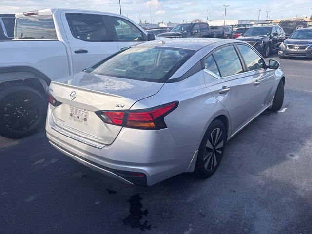 Used 2022 Nissan Altima 2.5 SV FWD image 6
