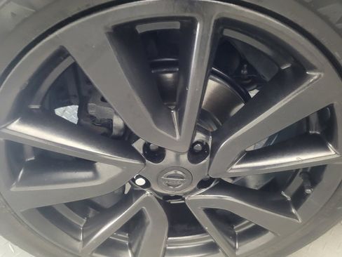 Used 2017 Nissan Rogue Sport SL FWD image 31