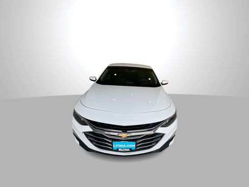 Used 2021 Chevrolet Malibu LT FWD image 3