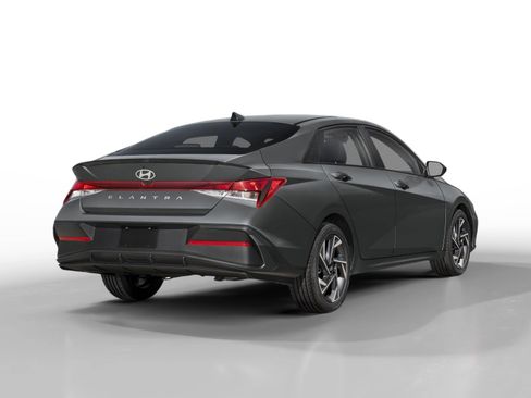 New 2025 Hyundai Elantra Sport image 2