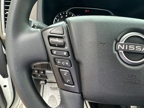 Used 2022 Nissan Frontier SV w/ Technology Package AWD/4WD image 20