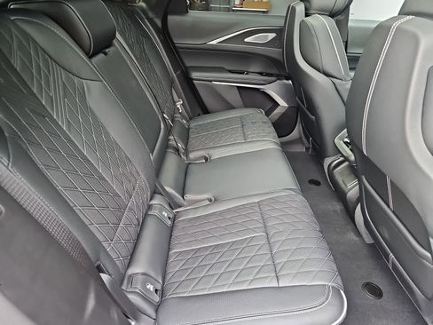 Used 2026 Cadillac Lyriq V w/ LPO, Floor Liner Package image 17