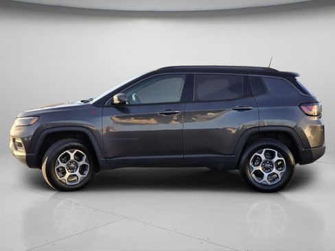 Used 2022 Jeep Compass Trailhawk w/ Trailhawk Elite Group image 21