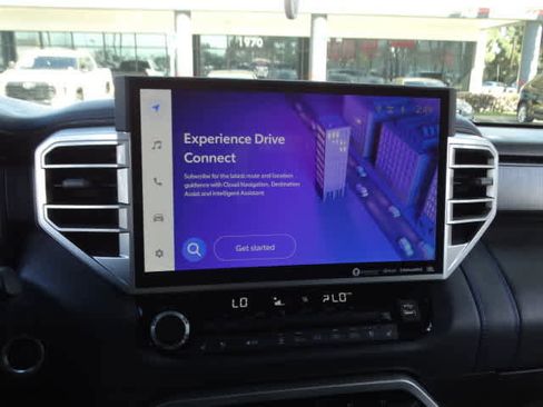 Used 2024 Toyota Tundra Platinum image 29