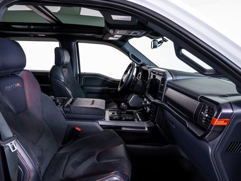 Used 2025 Ford F150 Raptor w/ Equipment Group 803A Raptor R image 19