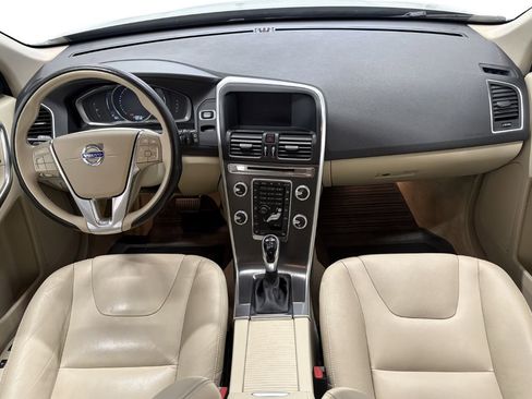 Used 2016 Volvo XC60 T5 Premier w/ Proximity Package AWD/4WD image 17