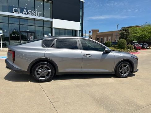 Used 2025 Kia K4 FWD image 13