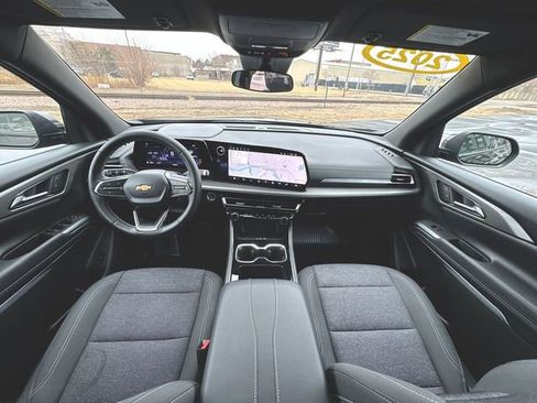 Certified 2025 Chevrolet Traverse LT w/ Driver Confidence Package image 20