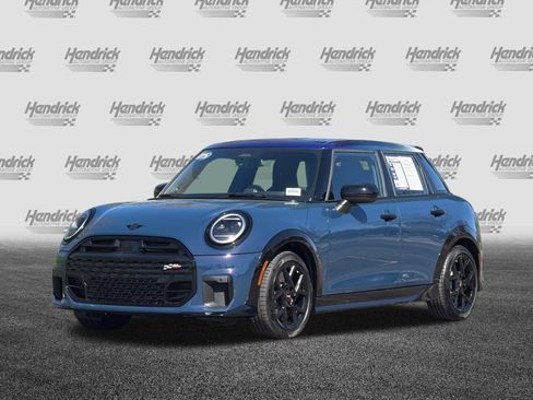Used 2025 MINI Cooper S image 9