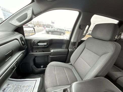 Used 2020 Chevrolet Silverado 1500 Custom w/ Custom Value Package image 13