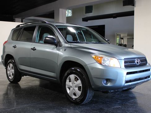 Used 2006 Toyota RAV4 2WD image 27