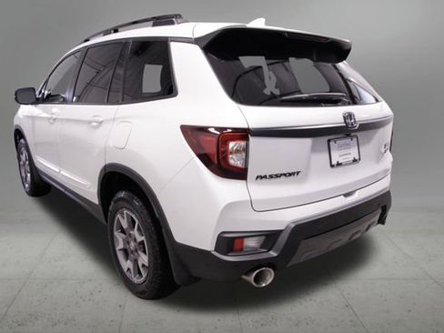 Certified 2022 Honda Passport TrailSport image 4