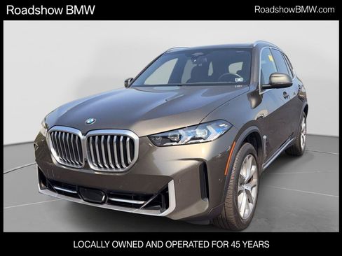 Used 2024 BMW X5 xDrive40i w/ Premium Package AWD/4WD image 1