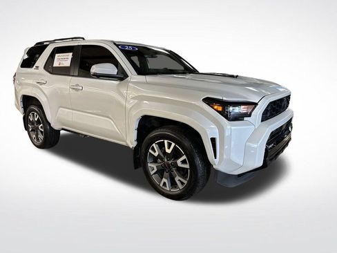 Certified 2025 Toyota 4Runner TRD Sport Premium AWD/4WD image 7