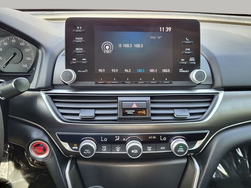 Used 2018 Honda Accord LX image 26