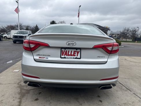 Used 2015 Hyundai Sonata Sport image 11