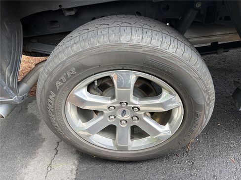 Used 2021 Ford F150 XLT w/ Equipment Group 302A High AWD/4WD image 9