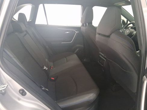 Used 2022 Toyota RAV4 SE AWD/4WD image 17