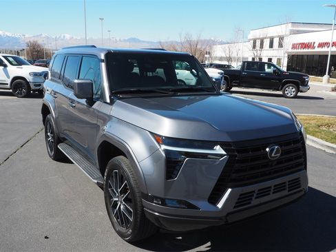 Used 2024 Lexus GX 550 550 Premium+ w/ Accessory Package (2T) image 8