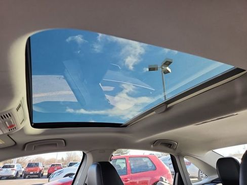 New 2026 Volkswagen Jetta SEL image 17