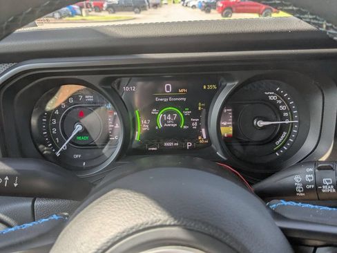Certified 2024 Jeep Wrangler Unlimited Rubicon 4xe w/ Capability Package AWD/4WD image 19