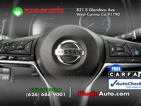 Used 2018 Nissan Leaf SL w/ SL Technology Package FWD image 17