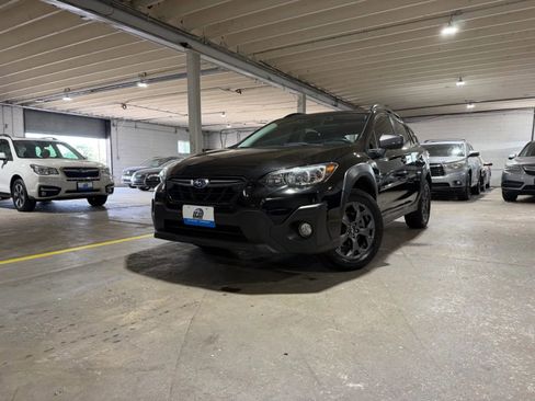 Used 2021 Subaru Crosstrek 2.5i Sport w/ Moonroof Package AWD/4WD image 1