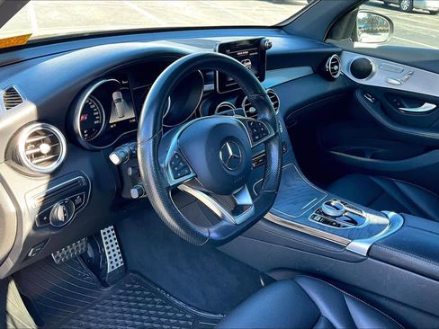 Used 2019 Mercedes-Benz GLC 300 image 17