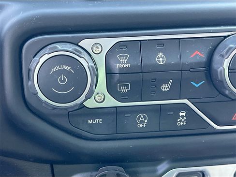 Used 2018 Jeep Wrangler Unlimited Rubicon image 20