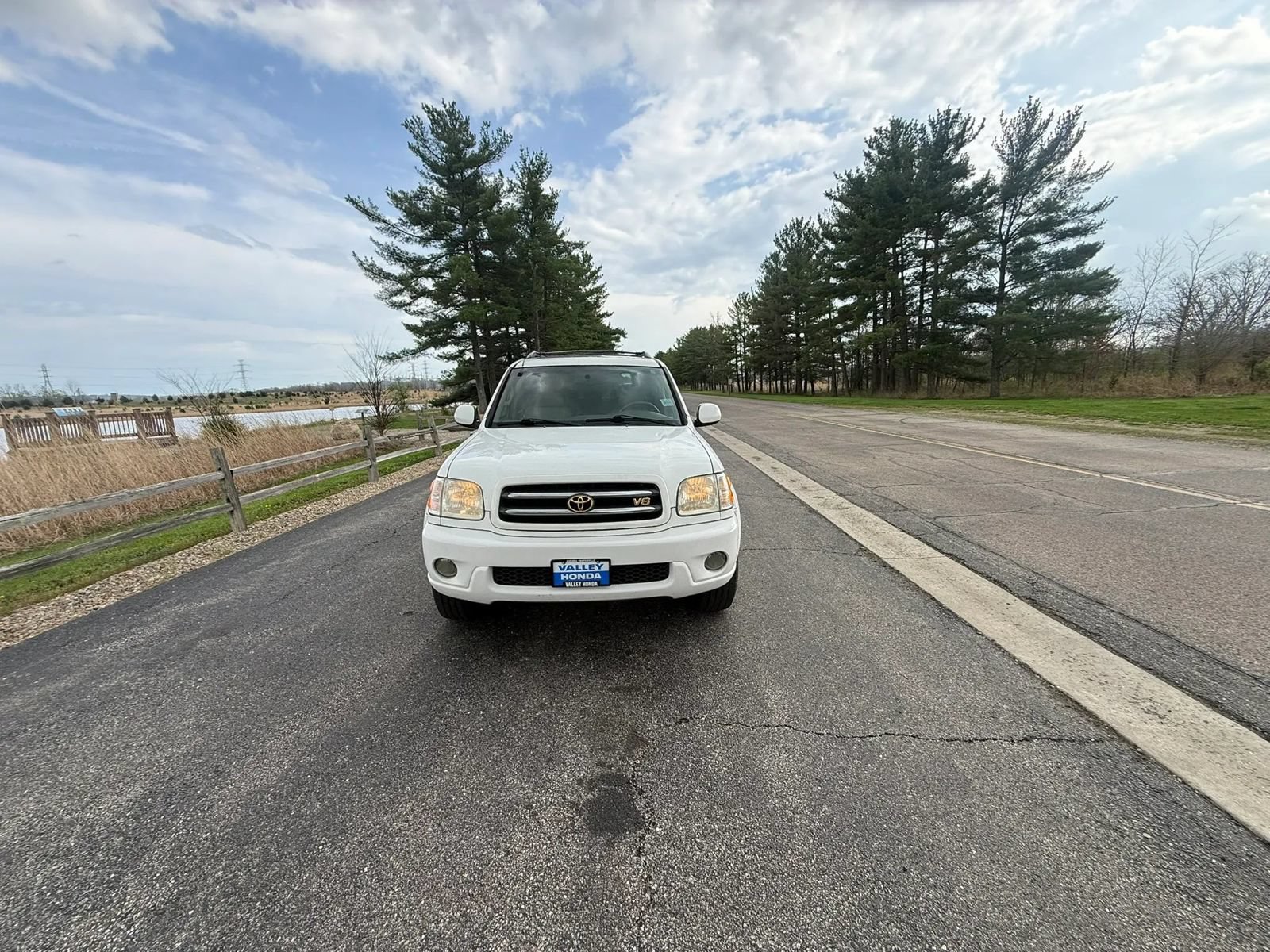 Used 2003 Toyota Sequoia Limited AWD/4WD image 2