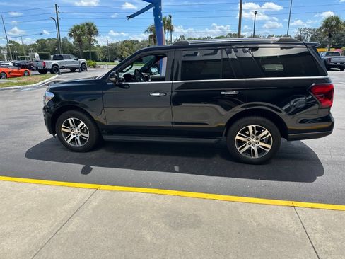 Used 2024 Ford Expedition Limited RWD image 8