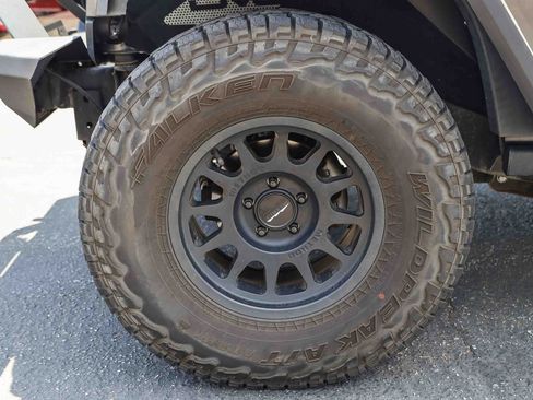 Used 2018 Jeep Wrangler Sport AWD/4WD image 11