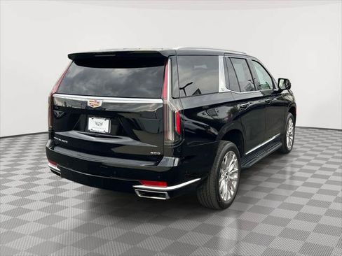 Used 2021 Cadillac Escalade Premium Luxury AWD/4WD image 7