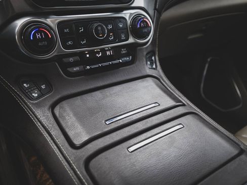 Used 2015 Chevrolet Tahoe LTZ image 20