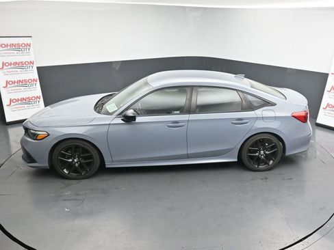 Used 2023 Honda Civic Sport image 25