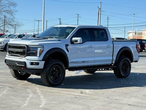 Used 2025 Ford F150 Lariat w/ Equipment Group 501A Mid image 7